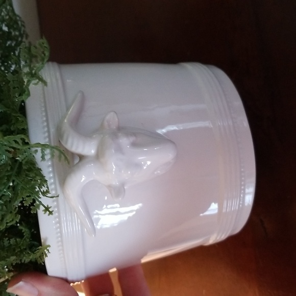 MUSEUM OF CONTEMPORARY ART Ram's Head Ceramic Pot SET White Italy - Picture 2 of 4